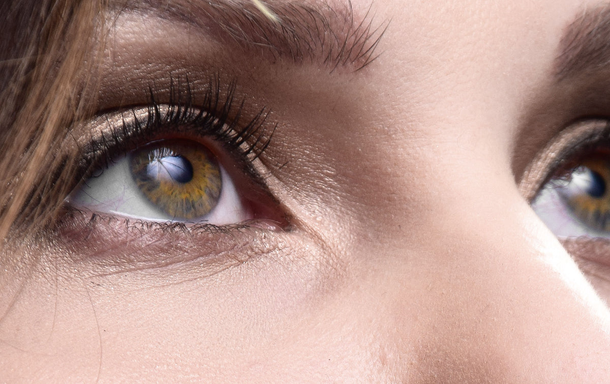 Celebrity Eye Looks You Can Recreate With Coloured Contact Lenses